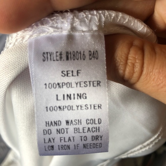 Off the shoulder Floral Maxi Dress - Picture 7 of 7